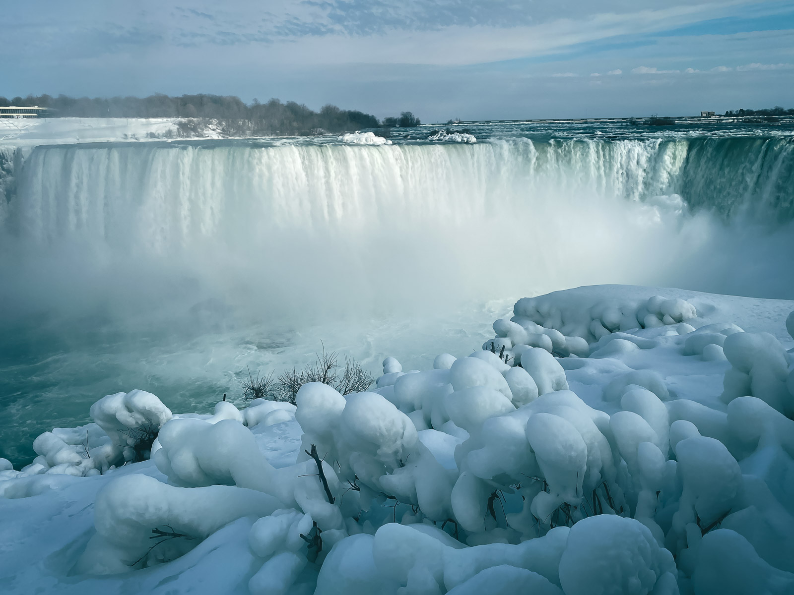 20 Adventurous and Fun Things to do in Winter in Canada