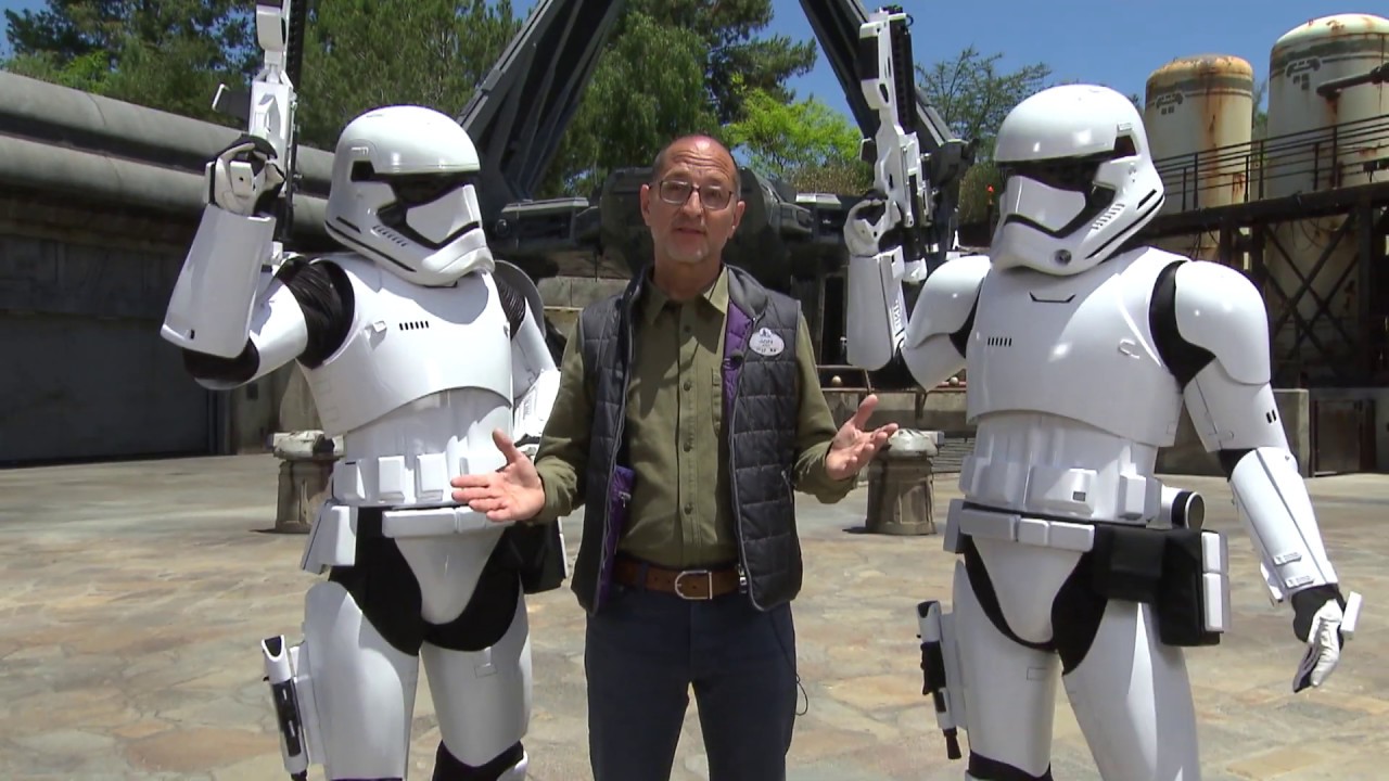 Welcome to Star Wars: Galaxy's Edge at Disneyland Resort | Expedia